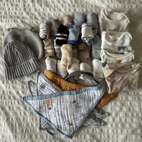 Newborn set/bundle - Picture 1 of 6